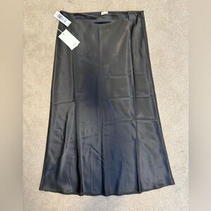 Aritzia Wilfred Ambience Silk Skirt - Peppercorn Grey